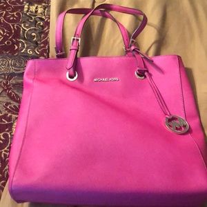 Authentic Michael Kors Tote